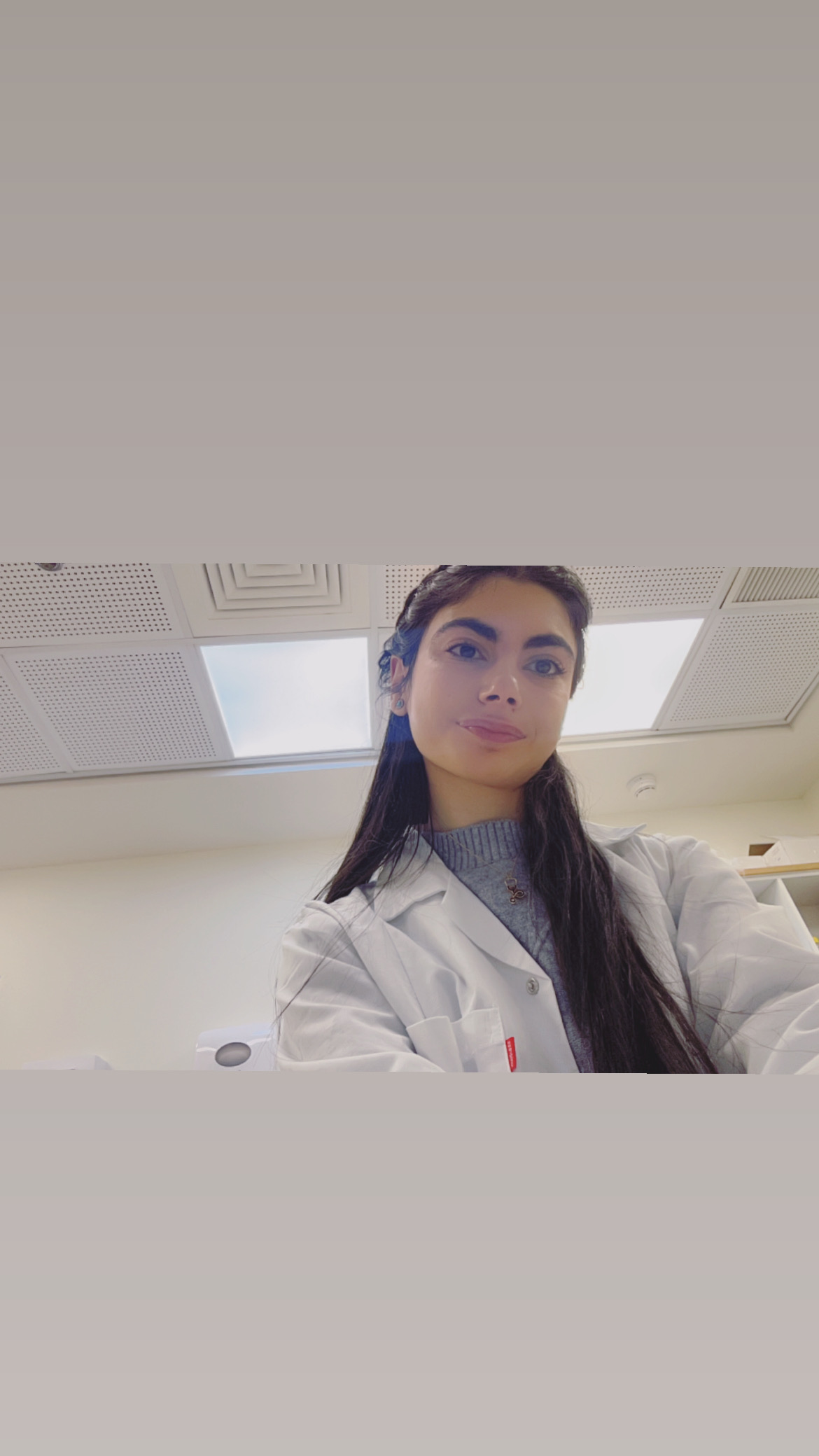 حلا سامر  نشاشيبي